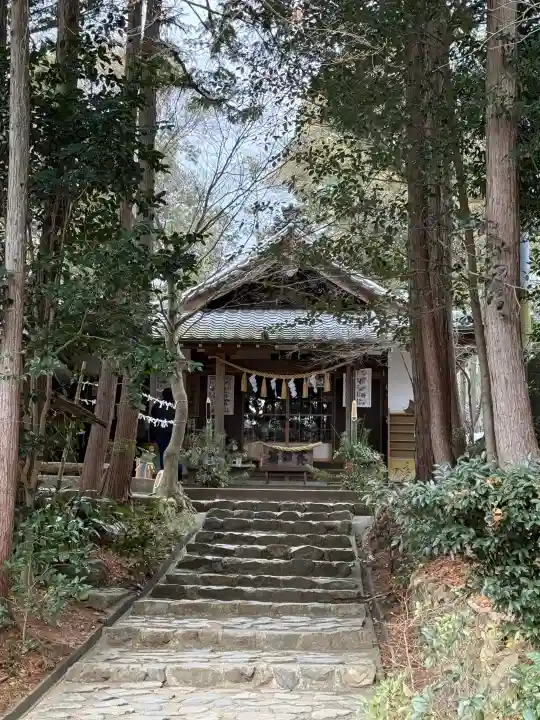 玉野御嶽神社の{uncategorized: "未分類", other: "その他", undefined: "問題あり", building: "その他建物", grave: "お墓", sacred_gate: "鳥居", guardian: "狛犬", statue: "像", buddha: "仏像", history: "歴史", nature: "自然", garden: "庭園", animal: "動物", pagoda: "塔", temizu: "手水舎", mountain_gate: "山門・神門", sanctuary: "本殿・本堂", subordinate: "末社・摂社", art: "芸術", scenery: "景色", jizo: "地蔵", ema: "絵馬", goshuin: "御朱印", omikuji: "おみくじ", items: "授与品その他", amulet: "お守り", goshuincho: "御朱印帳", eats: "食事", festival: "お祭り", votive_dance: "神楽", shichigosan: "七五三参", wedding: "結婚式", experience: "体験その他", initially: "初詣", around: "周辺", anti_infection: "感染症対策"}