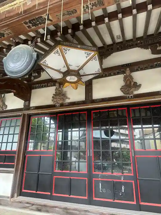 医王寺の本殿・本堂