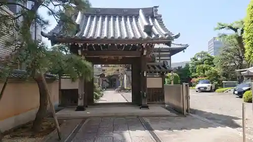 来迎寺の山門