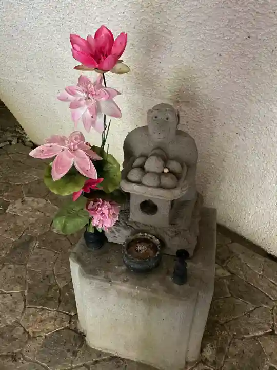 安國論寺(安国論寺)の{uncategorized: "未分類", other: "その他", undefined: "問題あり", building: "その他建物", grave: "お墓", sacred_gate: "鳥居", guardian: "狛犬", statue: "像", buddha: "仏像", history: "歴史", nature: "自然", garden: "庭園", animal: "動物", pagoda: "塔", temizu: "手水舎", mountain_gate: "山門・神門", sanctuary: "本殿・本堂", subordinate: "末社・摂社", art: "芸術", scenery: "景色", jizo: "地蔵", ema: "絵馬", goshuin: "御朱印", omikuji: "おみくじ", items: "授与品その他", amulet: "お守り", goshuincho: "御朱印帳", eats: "食事", festival: "お祭り", votive_dance: "神楽", shichigosan: "七五三参", wedding: "結婚式", experience: "体験その他", initially: "初詣", around: "周辺", anti_infection: "感染症対策"}