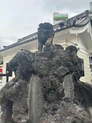 鶴見神社の{uncategorized: "未分類", other: "その他", undefined: "問題あり", building: "その他建物", grave: "お墓", sacred_gate: "鳥居", guardian: "狛犬", statue: "像", buddha: "仏像", history: "歴史", nature: "自然", garden: "庭園", animal: "動物", pagoda: "塔", temizu: "手水舎", mountain_gate: "山門・神門", sanctuary: "本殿・本堂", subordinate: "末社・摂社", art: "芸術", scenery: "景色", jizo: "地蔵", ema: "絵馬", goshuin: "御朱印", omikuji: "おみくじ", items: "授与品その他", amulet: "お守り", goshuincho: "御朱印帳", eats: "食事", festival: "お祭り", votive_dance: "神楽", shichigosan: "七五三参", wedding: "結婚式", experience: "体験その他", initially: "初詣", around: "周辺", anti_infection: "感染症対策"}