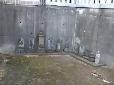 立石神社の{uncategorized: "未分類", other: "その他", undefined: "問題あり", building: "その他建物", grave: "お墓", sacred_gate: "鳥居", guardian: "狛犬", statue: "像", buddha: "仏像", history: "歴史", nature: "自然", garden: "庭園", animal: "動物", pagoda: "塔", temizu: "手水舎", mountain_gate: "山門・神門", sanctuary: "本殿・本堂", subordinate: "末社・摂社", art: "芸術", scenery: "景色", jizo: "地蔵", ema: "絵馬", goshuin: "御朱印", omikuji: "おみくじ", items: "授与品その他", amulet: "お守り", goshuincho: "御朱印帳", eats: "食事", festival: "お祭り", votive_dance: "神楽", shichigosan: "七五三参", wedding: "結婚式", experience: "体験その他", initially: "初詣", around: "周辺", anti_infection: "感染症対策"}