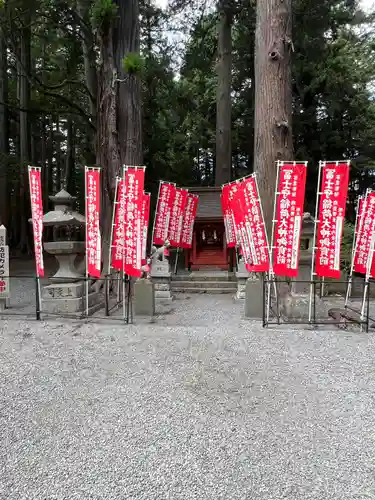 北口本宮冨士浅間神社の末社・摂社