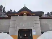 烏帽子山八幡宮の本殿・本堂