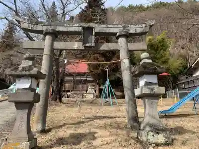 戸澤神社の鳥居