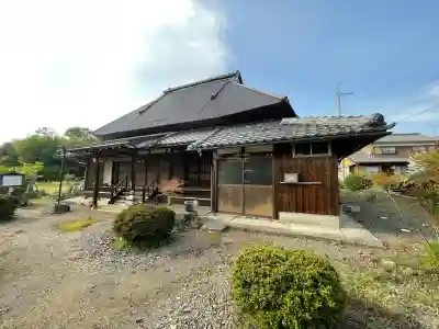 浄教寺の{uncategorized: "未分類", other: "その他", undefined: "問題あり", building: "その他建物", grave: "お墓", sacred_gate: "鳥居", guardian: "狛犬", statue: "像", buddha: "仏像", history: "歴史", nature: "自然", garden: "庭園", animal: "動物", pagoda: "塔", temizu: "手水舎", mountain_gate: "山門・神門", sanctuary: "本殿・本堂", subordinate: "末社・摂社", art: "芸術", scenery: "景色", jizo: "地蔵", ema: "絵馬", goshuin: "御朱印", omikuji: "おみくじ", items: "授与品その他", amulet: "お守り", goshuincho: "御朱印帳", eats: "食事", festival: "お祭り", votive_dance: "神楽", shichigosan: "七五三参", wedding: "結婚式", experience: "体験その他", initially: "初詣", around: "周辺", anti_infection: "感染症対策"}
