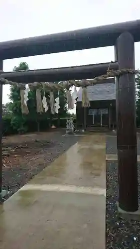 雷神社の鳥居