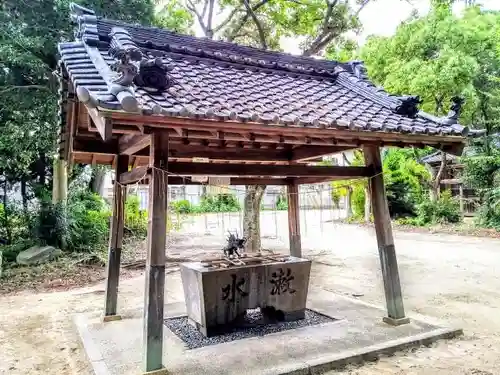 伊久智神社の手水舎