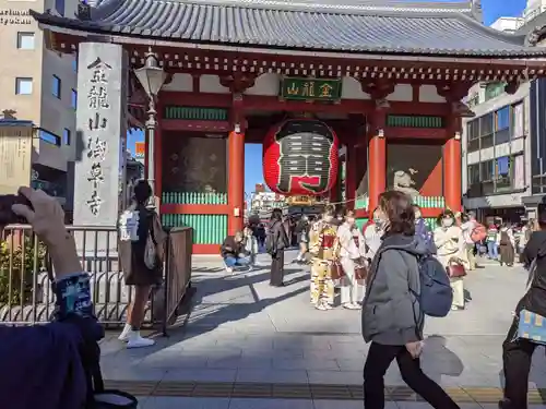 浅草寺の山門