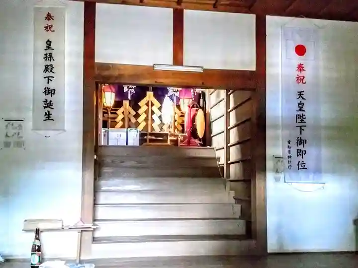 中洲神社の本殿・本堂