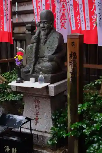 豊川稲荷東京別院の{uncategorized: "未分類", other: "その他", undefined: "問題あり", building: "その他建物", grave: "お墓", sacred_gate: "鳥居", guardian: "狛犬", statue: "像", buddha: "仏像", history: "歴史", nature: "自然", garden: "庭園", animal: "動物", pagoda: "塔", temizu: "手水舎", mountain_gate: "山門・神門", sanctuary: "本殿・本堂", subordinate: "末社・摂社", art: "芸術", scenery: "景色", jizo: "地蔵", ema: "絵馬", goshuin: "御朱印", omikuji: "おみくじ", items: "授与品その他", amulet: "お守り", goshuincho: "御朱印帳", eats: "食事", festival: "お祭り", votive_dance: "神楽", shichigosan: "七五三参", wedding: "結婚式", experience: "体験その他", initially: "初詣", around: "周辺", anti_infection: "感染症対策"}