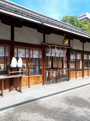 率川神社（大神神社摂社）の本殿