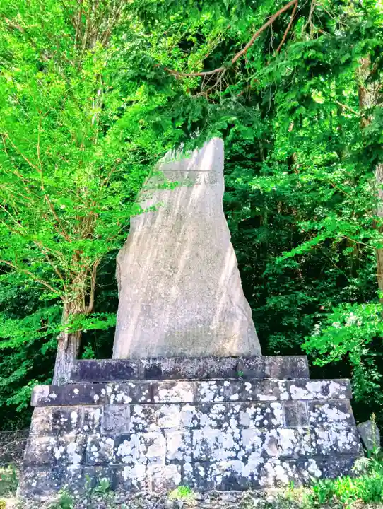関脇優婆夷堂(おんば様)(福島県)