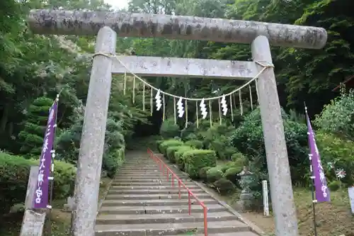 三春大神宮の鳥居