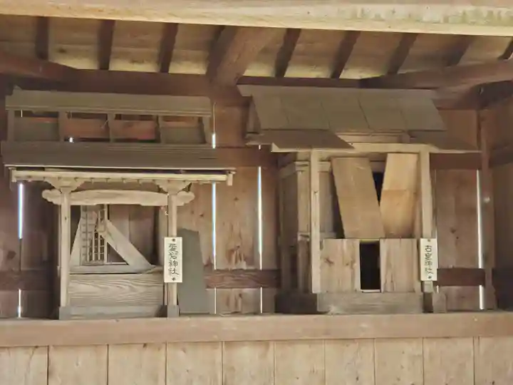 若一神社の末社・摂社