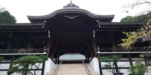 近江神宮の本殿・本堂