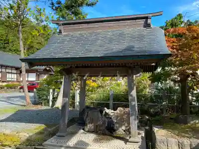 鳥海山大物忌神社吹浦口ノ宮の手水舎