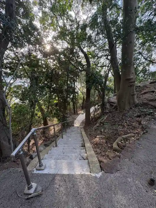 弁財天神社の{uncategorized: "未分類", other: "その他", undefined: "問題あり", building: "その他建物", grave: "お墓", sacred_gate: "鳥居", guardian: "狛犬", statue: "像", buddha: "仏像", history: "歴史", nature: "自然", garden: "庭園", animal: "動物", pagoda: "塔", temizu: "手水舎", mountain_gate: "山門・神門", sanctuary: "本殿・本堂", subordinate: "末社・摂社", art: "芸術", scenery: "景色", jizo: "地蔵", ema: "絵馬", goshuin: "御朱印", omikuji: "おみくじ", items: "授与品その他", amulet: "お守り", goshuincho: "御朱印帳", eats: "食事", festival: "お祭り", votive_dance: "神楽", shichigosan: "七五三参", wedding: "結婚式", experience: "体験その他", initially: "初詣", around: "周辺", anti_infection: "感染症対策"}