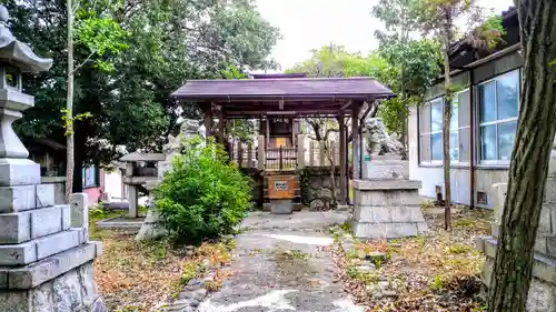 石神社の本殿・本堂