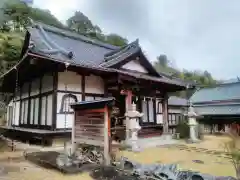 南松院の本殿