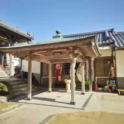 医徳院の本殿・本堂