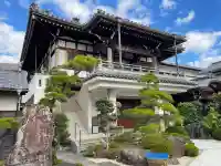 浄祐寺の{uncategorized: "未分類", other: "その他", undefined: "問題あり", building: "その他建物", grave: "お墓", sacred_gate: "鳥居", guardian: "狛犬", statue: "像", buddha: "仏像", history: "歴史", nature: "自然", garden: "庭園", animal: "動物", pagoda: "塔", temizu: "手水舎", mountain_gate: "山門・神門", sanctuary: "本殿・本堂", subordinate: "末社・摂社", art: "芸術", scenery: "景色", jizo: "地蔵", ema: "絵馬", goshuin: "御朱印", omikuji: "おみくじ", items: "授与品その他", amulet: "お守り", goshuincho: "御朱印帳", eats: "食事", festival: "お祭り", votive_dance: "神楽", shichigosan: "七五三参", wedding: "結婚式", experience: "体験その他", initially: "初詣", around: "周辺", anti_infection: "感染症対策"}