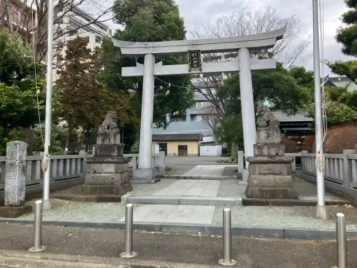 大棚・中川杉山神社の{uncategorized: "未分類", other: "その他", undefined: "問題あり", building: "その他建物", grave: "お墓", sacred_gate: "鳥居", guardian: "狛犬", statue: "像", buddha: "仏像", history: "歴史", nature: "自然", garden: "庭園", animal: "動物", pagoda: "塔", temizu: "手水舎", mountain_gate: "山門・神門", sanctuary: "本殿・本堂", subordinate: "末社・摂社", art: "芸術", scenery: "景色", jizo: "地蔵", ema: "絵馬", goshuin: "御朱印", omikuji: "おみくじ", items: "授与品その他", amulet: "お守り", goshuincho: "御朱印帳", eats: "食事", festival: "お祭り", votive_dance: "神楽", shichigosan: "七五三参", wedding: "結婚式", experience: "体験その他", initially: "初詣", around: "周辺", anti_infection: "感染症対策"}