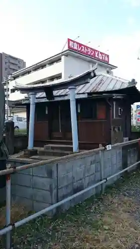 石田神社の本殿