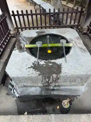 白髭神社の{uncategorized: "未分類", other: "その他", undefined: "問題あり", building: "その他建物", grave: "お墓", sacred_gate: "鳥居", guardian: "狛犬", statue: "像", buddha: "仏像", history: "歴史", nature: "自然", garden: "庭園", animal: "動物", pagoda: "塔", temizu: "手水舎", mountain_gate: "山門・神門", sanctuary: "本殿・本堂", subordinate: "末社・摂社", art: "芸術", scenery: "景色", jizo: "地蔵", ema: "絵馬", goshuin: "御朱印", omikuji: "おみくじ", items: "授与品その他", amulet: "お守り", goshuincho: "御朱印帳", eats: "食事", festival: "お祭り", votive_dance: "神楽", shichigosan: "七五三参", wedding: "結婚式", experience: "体験その他", initially: "初詣", around: "周辺", anti_infection: "感染症対策"}