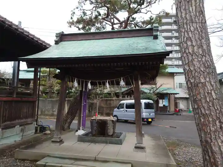 蒲原神社の手水舎