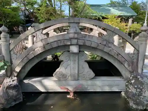 若宮神明社の庭園