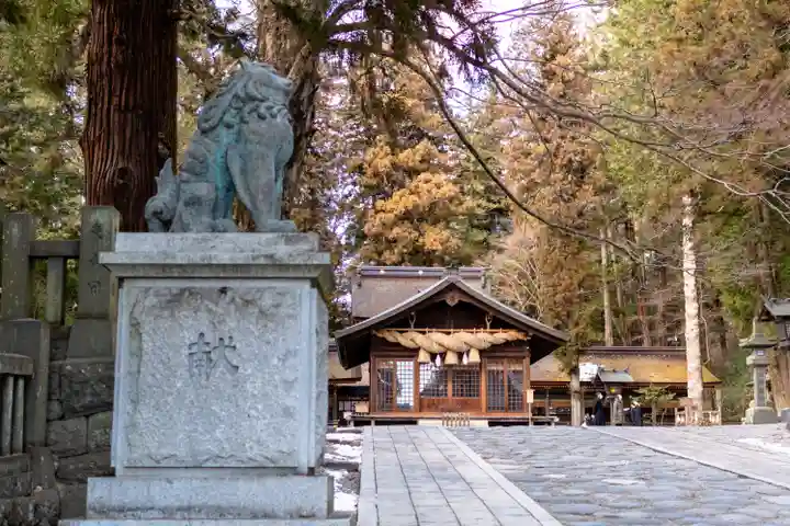 諏訪大社下社春宮(長野県)