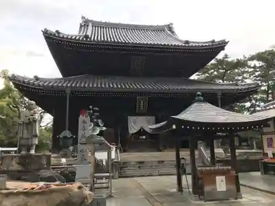 善通寺の本殿・本堂