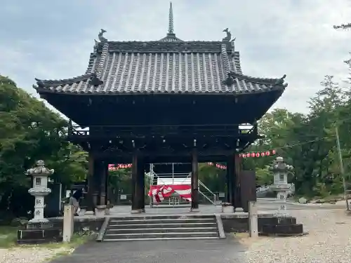 八事山 興正寺の山門・神門