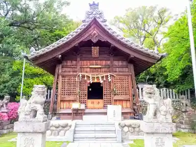八柱神社（荒尾）の本殿・本堂