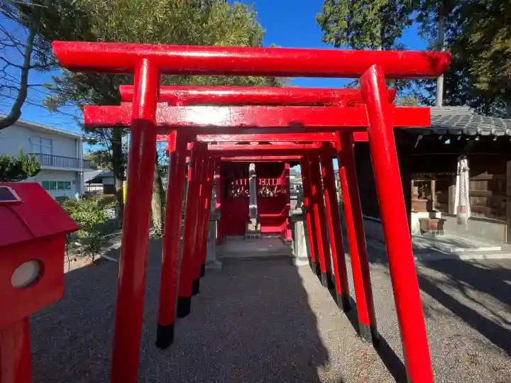八幡神社の{uncategorized: "未分類", other: "その他", undefined: "問題あり", building: "その他建物", grave: "お墓", sacred_gate: "鳥居", guardian: "狛犬", statue: "像", buddha: "仏像", history: "歴史", nature: "自然", garden: "庭園", animal: "動物", pagoda: "塔", temizu: "手水舎", mountain_gate: "山門・神門", sanctuary: "本殿・本堂", subordinate: "末社・摂社", art: "芸術", scenery: "景色", jizo: "地蔵", ema: "絵馬", goshuin: "御朱印", omikuji: "おみくじ", items: "授与品その他", amulet: "お守り", goshuincho: "御朱印帳", eats: "食事", festival: "お祭り", votive_dance: "神楽", shichigosan: "七五三参", wedding: "結婚式", experience: "体験その他", initially: "初詣", around: "周辺", anti_infection: "感染症対策"}