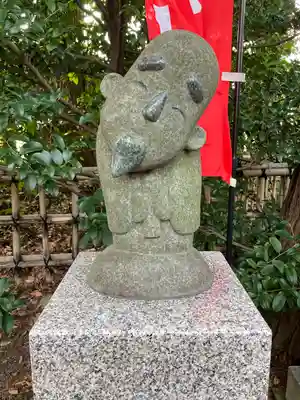 亀ケ池八幡宮の像