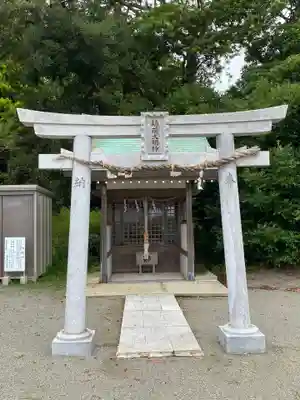 石屋神社の末社・摂社
