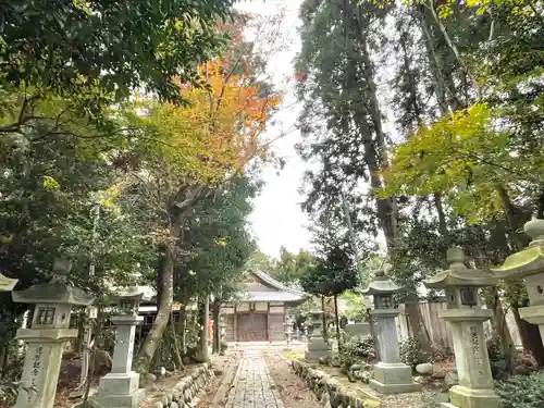 白鳥神社の建物その他