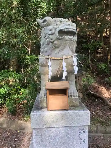 宇佐八幡神社の狛犬