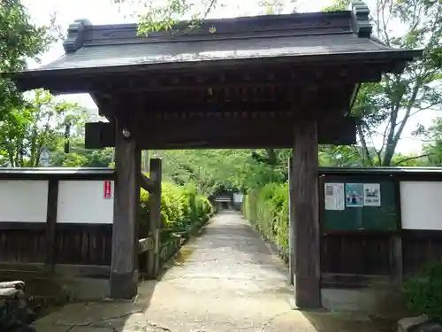 上関山 極楽寺の山門