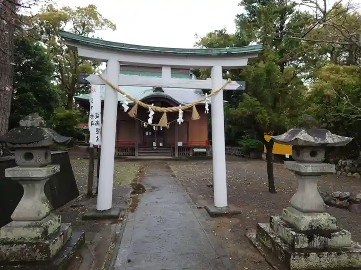 鹿苑神社(静岡県)