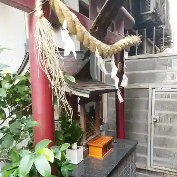 於満稲荷神社の本殿・本堂