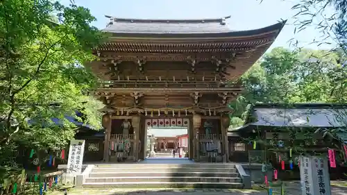 伊佐須美神社の山門