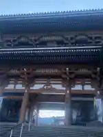 本佛寺の山門・神門