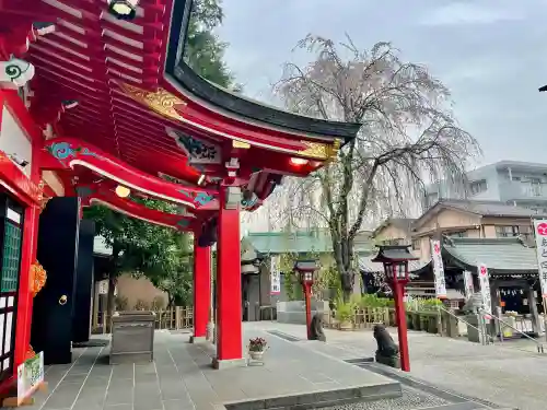 川越八幡宮の{uncategorized: "未分類", other: "その他", undefined: "問題あり", building: "その他建物", grave: "お墓", sacred_gate: "鳥居", guardian: "狛犬", statue: "像", buddha: "仏像", history: "歴史", nature: "自然", garden: "庭園", animal: "動物", pagoda: "塔", temizu: "手水舎", mountain_gate: "山門・神門", sanctuary: "本殿・本堂", subordinate: "末社・摂社", art: "芸術", scenery: "景色", jizo: "地蔵", ema: "絵馬", goshuin: "御朱印", omikuji: "おみくじ", items: "授与品その他", amulet: "お守り", goshuincho: "御朱印帳", eats: "食事", festival: "お祭り", votive_dance: "神楽", shichigosan: "七五三参", wedding: "結婚式", experience: "体験その他", initially: "初詣", around: "周辺", anti_infection: "感染症対策"}