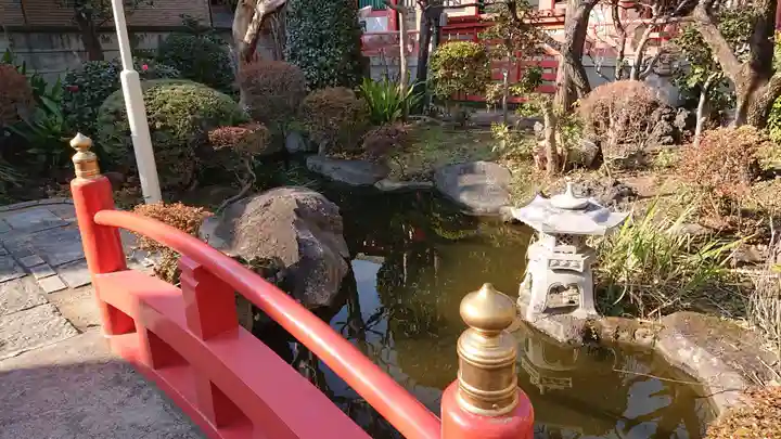 菅原神社の庭園
