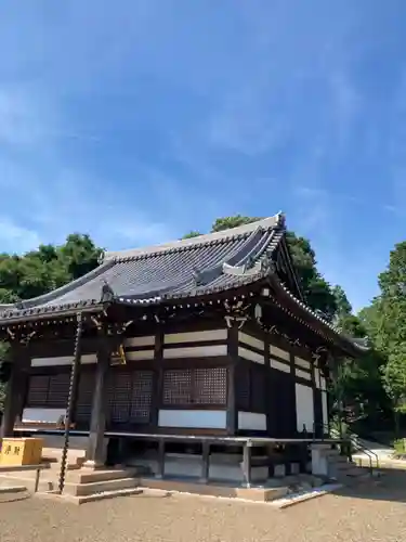 常楽寺の本殿・本堂