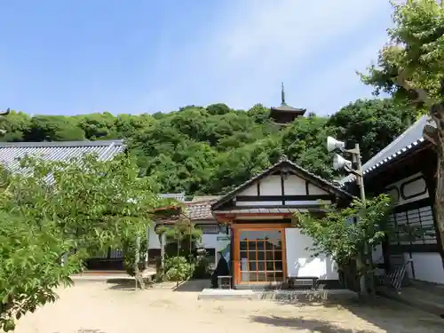 西国寺の建物その他