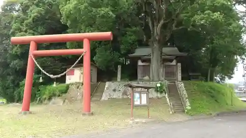 稲荷神社の鳥居